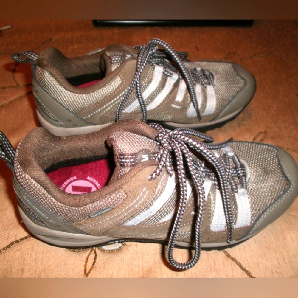 Merrell Payette WP Olive Hiking Trail Shoes-Size US 7, UK 4.5, EUR 37.5
